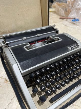 Olivetti Lettera DL Máquina de Escribir