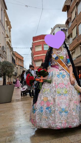 Traje de Fallera Niña y Adulta