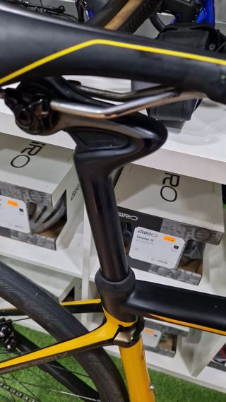 SPECIALIZED ROUBAIX TALLA 52 CARBONO