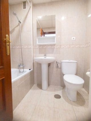 Piso en alquiler en El Molinillo - Capuchinos en Málaga