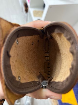 Cartera Artesanal. Búho de Cuero Marrón