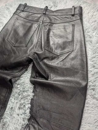 Pantalón de Piel Vacuno Negro