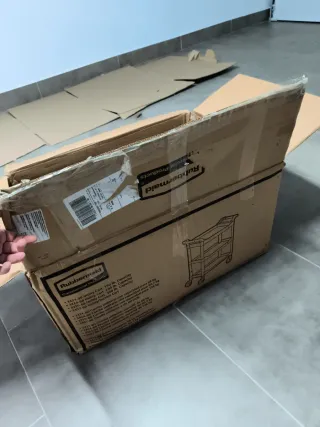 Carro Servicio Rubbermaid 3 Estantes Negro