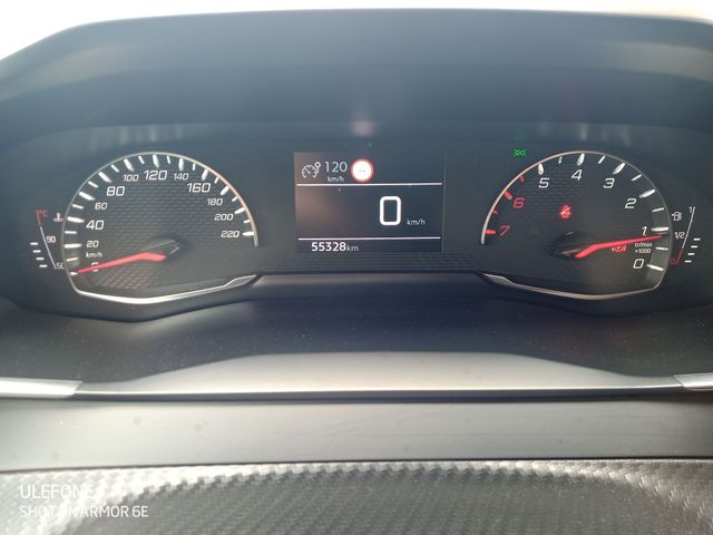Peugeot 2008 2021