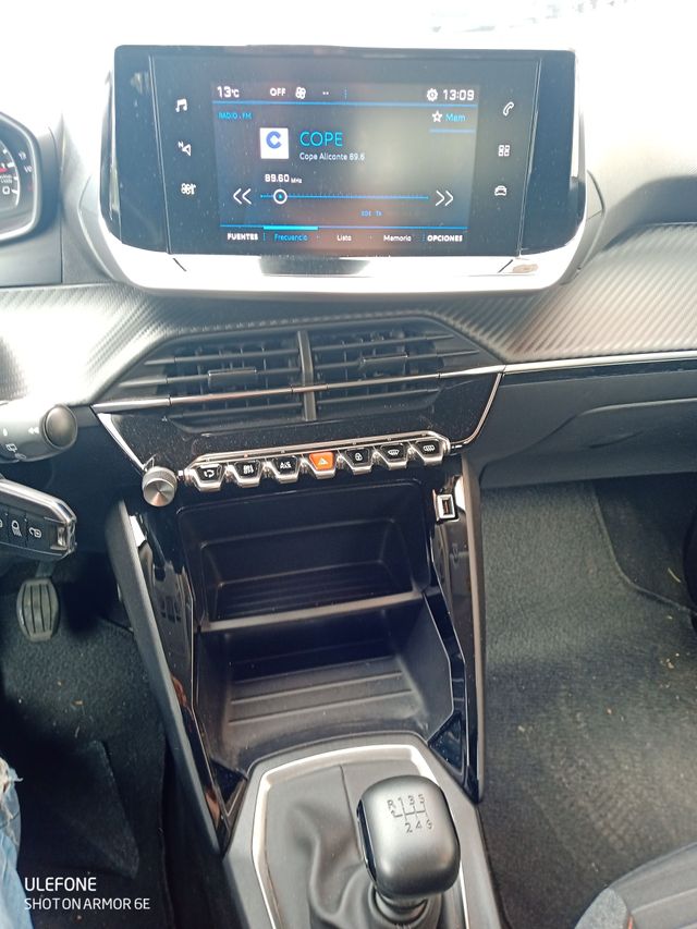 Peugeot 2008 2021