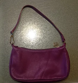 Borsetta Longchamp color melanzana