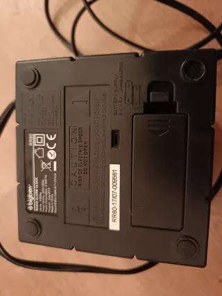 Radio Reloj Despertador Cubo de Rubik