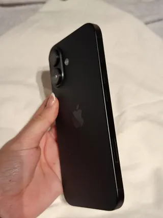 iPhone 16 Negro