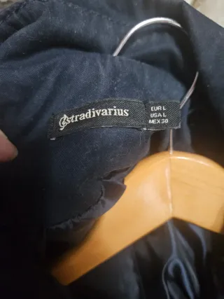 Gabardina Stradivarius azul marino