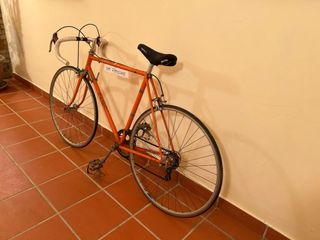 Bicicletta Vintage Colnago Arancione
