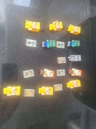 Lote 26 figuras 35€ Minecraft Kinder Joy Figuras
