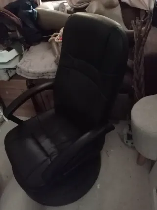 Sedia da ufficio girevole con ruote