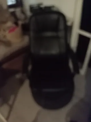 Sedia da ufficio girevole con ruote