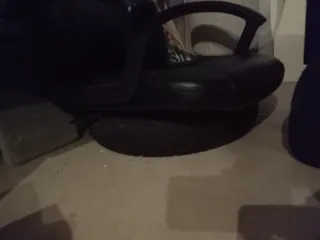 Silla de oficina giratoria con ruedas