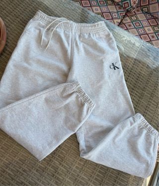 Pantalón Calvin Klein Gris