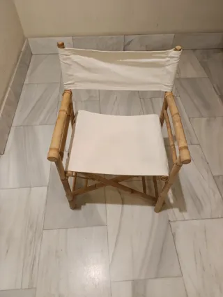 Silla director bambú y tela blanca