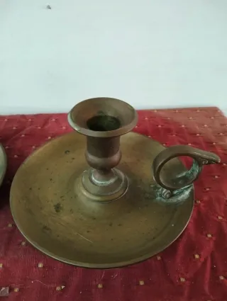 Pareja Candelabros Bronce con Asa