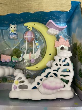 Sylvanian Families Daydream Parade Playset