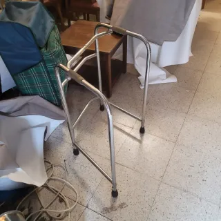 Andador Plegable Metálico