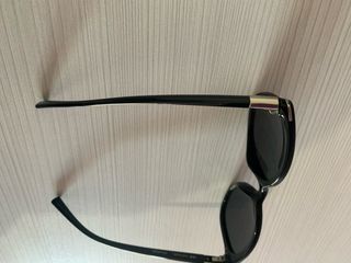 Gafas de sol negras