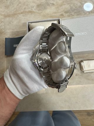 Reloj Seiko Samurai Rojo y Plateado