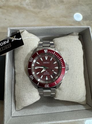 Reloj Seiko Samurai Rojo y Plateado