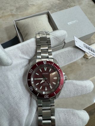 Reloj Seiko Samurai Rojo y Plateado