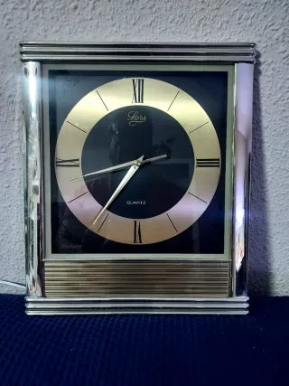 Reloj de pared Sears Quartz Medida 26 x 31 d alto