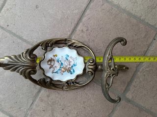 Appendiabiti in ottone con ceramica Cervilli