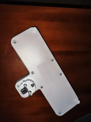 Multipresa da scrivania bianca con luce LED