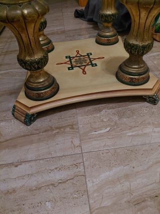 Mesa de centro cristal y madera dorada (70x70)