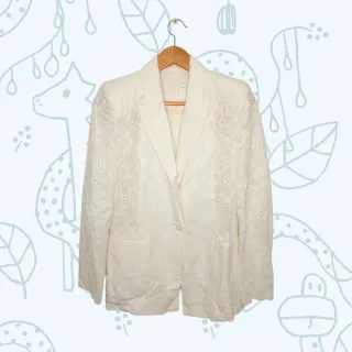 Blazer blanco bordado Zara