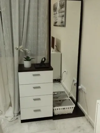 Mesitas de noche y tocador