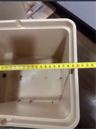 5 Vasi Quadrati in Plastica Beige