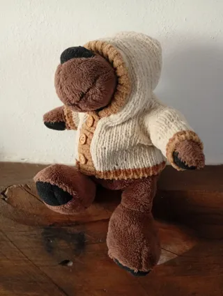 Peluche orsetto con maglione