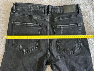 Pantalón vaquero negro Zara Trafaluc Talla 38 Y2K