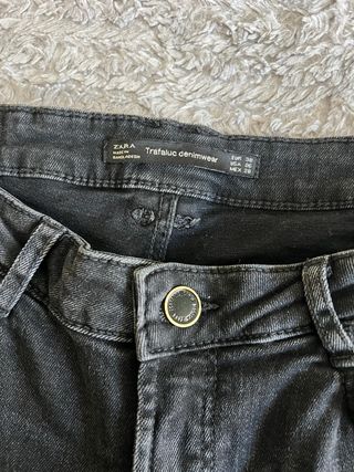 Pantalón vaquero negro Zara Trafaluc Talla 38 Y2K