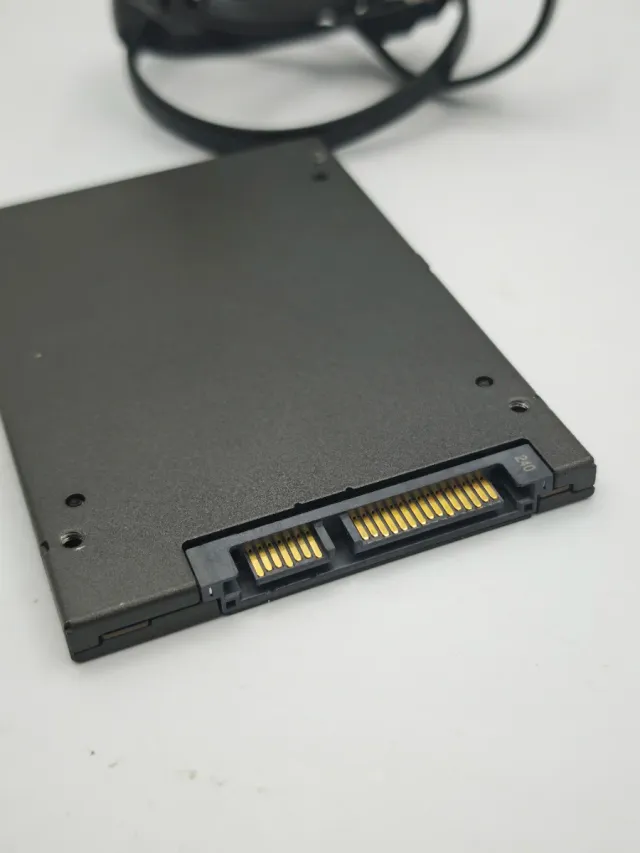 Disco Duro SSD Kingston 240GB