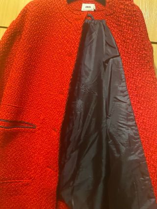 Abrigo ASOS Rojo Texturizado