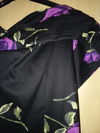 Vestido fiesta negro flores moradas talla 46-48