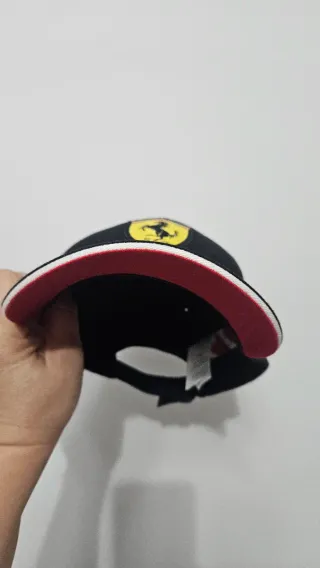 Gorra Ferrari F1 Original Negra