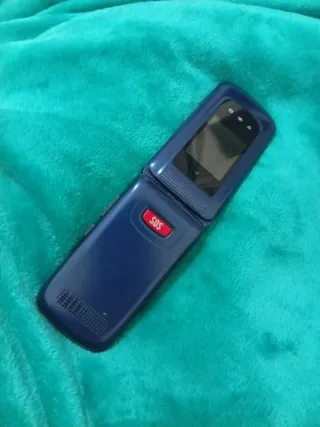 Teléfono Uleway azul con teclas