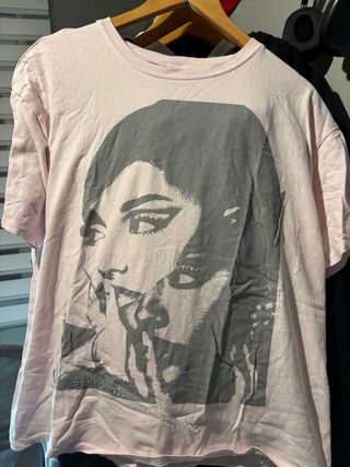 Camiseta Ariana Grande