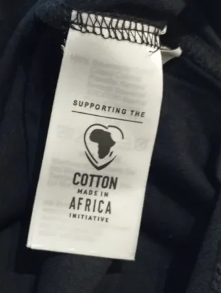 Camiseta negra manga larga