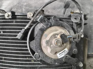 Radiador y electro Yamaha R6