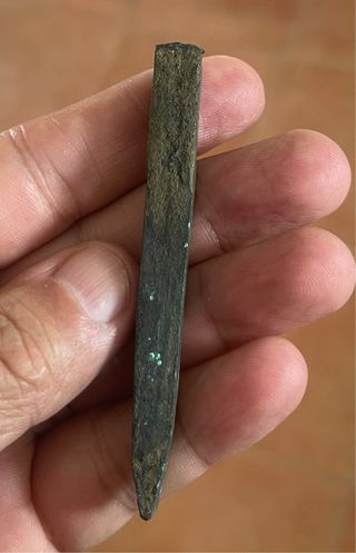 Cincel de bronce de Egipto