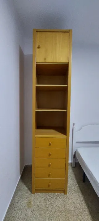 Mueble de almacenamiento modular de madera