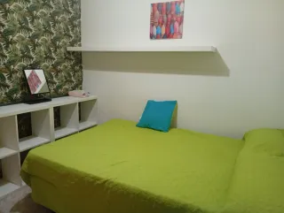 Se alquila habitación en Carlinda zona tranquila