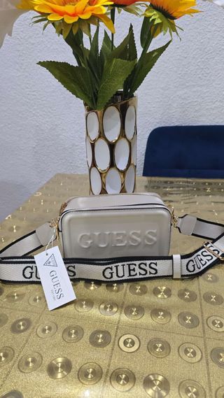 Bolso Guess Mujer Beige y Dorado