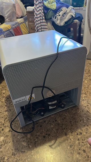 Nevera pequeña Edesa